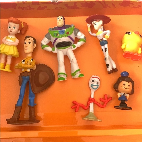 Disney Toy Story 4 Busy Book Playset Buzz Lightyear Woody Forky Jessie Toys Kids - Picture 4 of 4